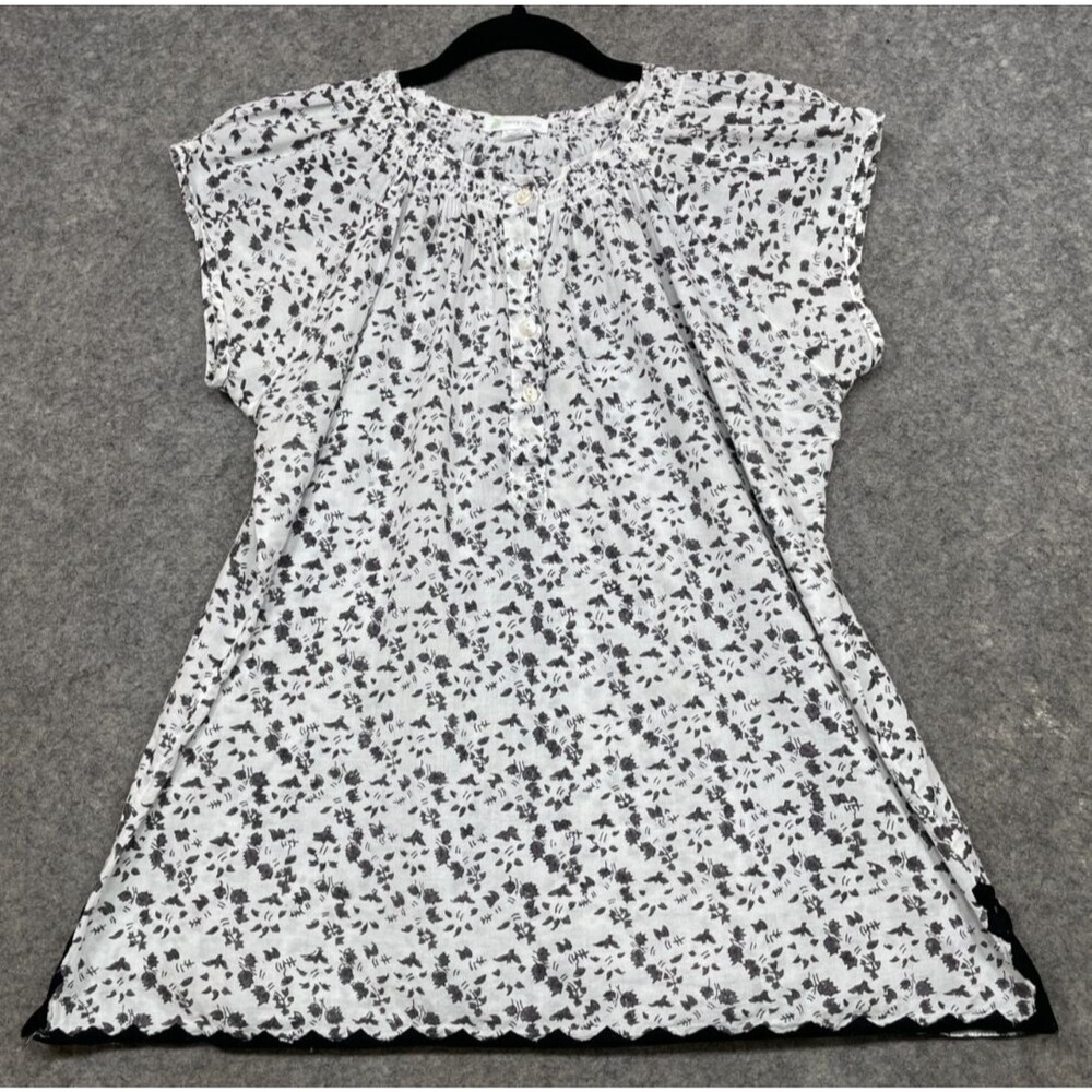 Kerry Cassill Top Womens M L White Gray Black Floral Peasant Boho Cotton Tunic